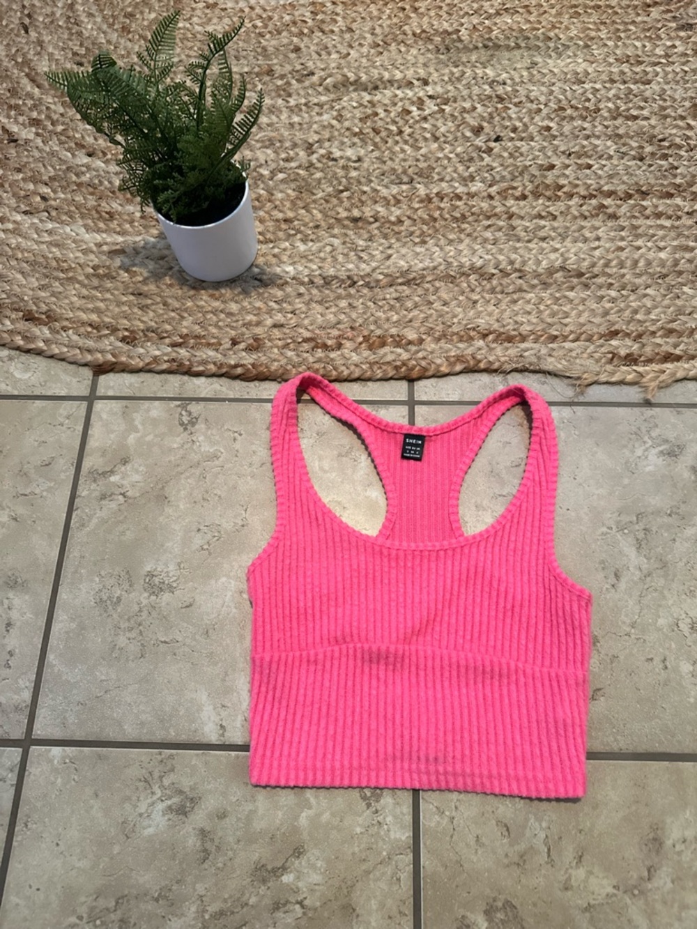 RIBBED PINK CROP TOP